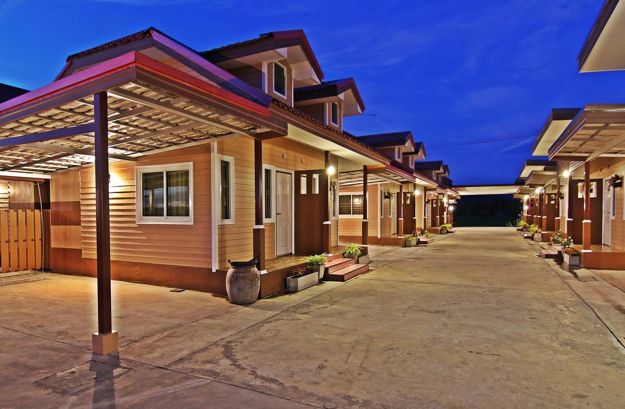 Rojanavee Resort Nakhon Nayok Esterno foto