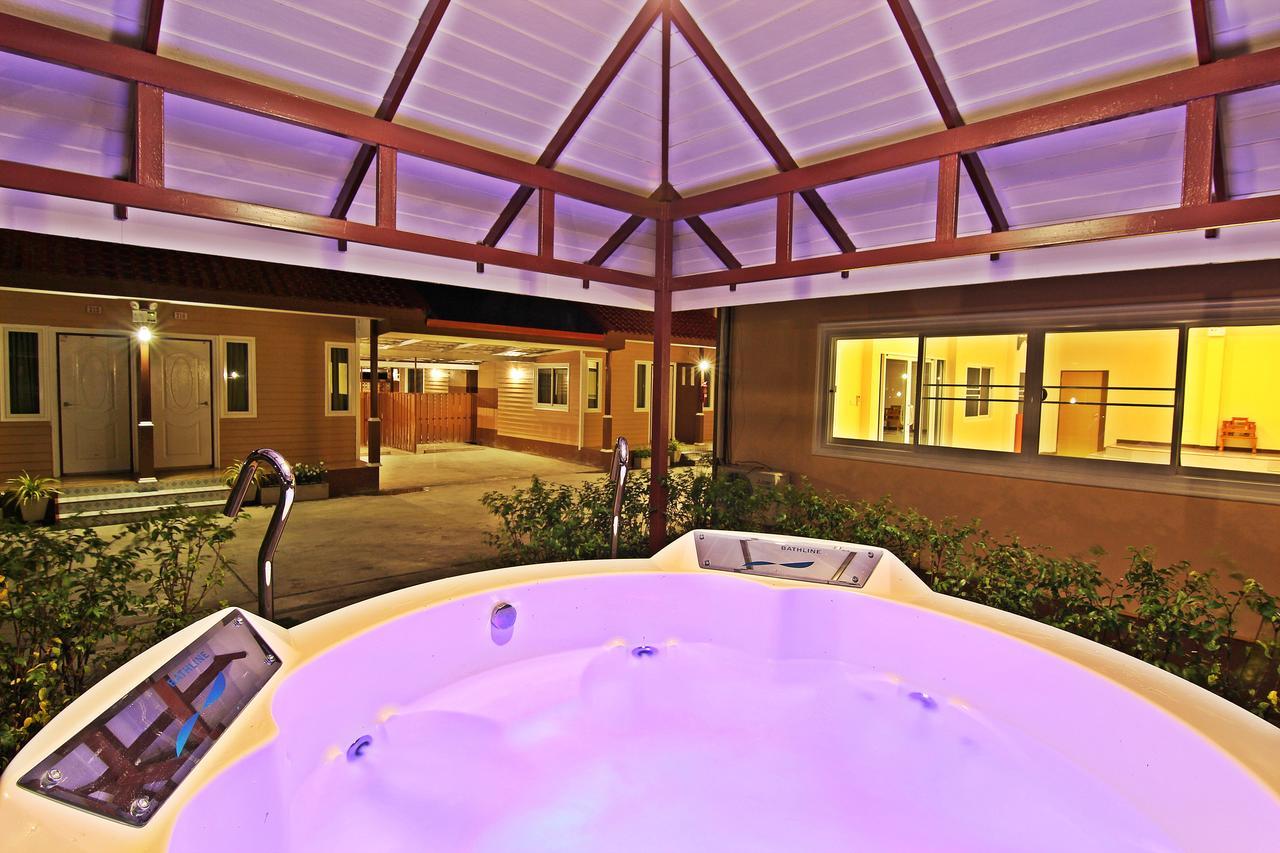 Rojanavee Resort Nakhon Nayok Esterno foto